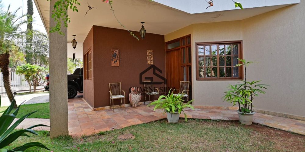 COMPRAR CASA LAGO NORTE 4 SUITES (25)