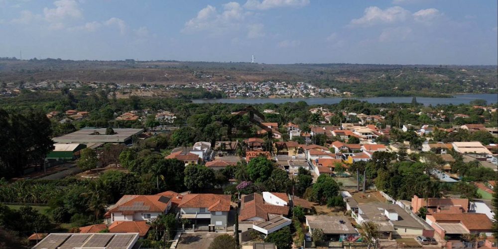 COMPRAR CASA LAGO NORTE 4 SUITES (31)